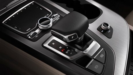 2016-Audi-Q7-Interior-Beauty-6